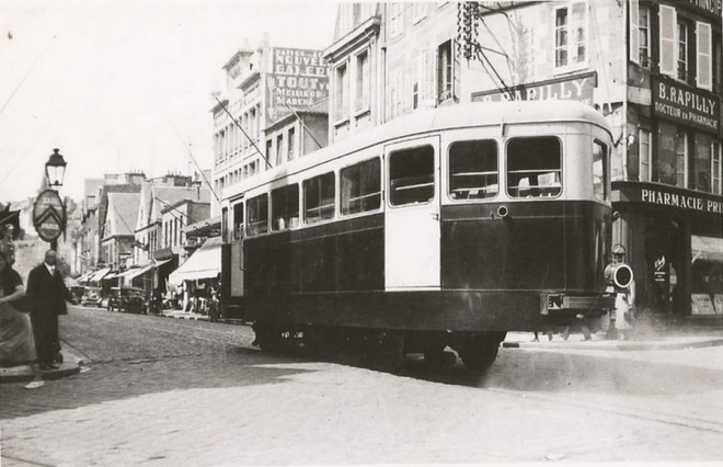 50 - Tramway - Autorail 2 essieux SCF - Granville  Chemin de fer Normands.jpg
