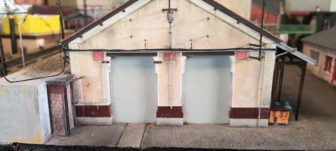 facade dépôt.jpg