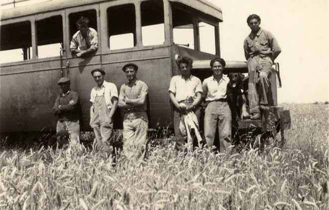 17 - Ré De Dion dépose des voies 1947 - Coll Guillory.jpg