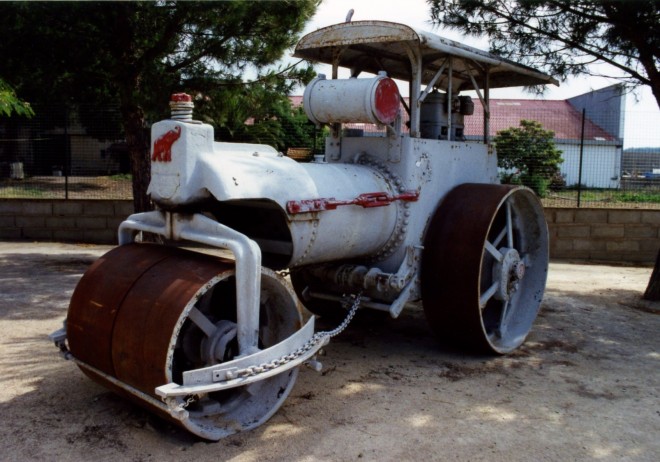 Laffly LL 2001 Pezenas 01.jpg