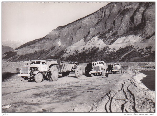 Serre-Ponçon construction Euclid 01.jpg