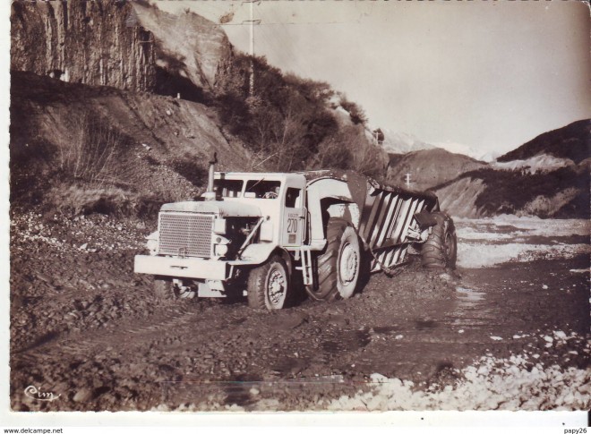 Serre-Ponçon construction Euclid 07.jpg