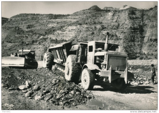 Serre-Ponçon construction Euclid 09.jpg