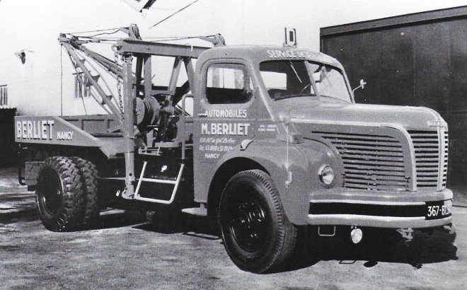 Berliet GLM 10 Dépanneuse (10).jpg