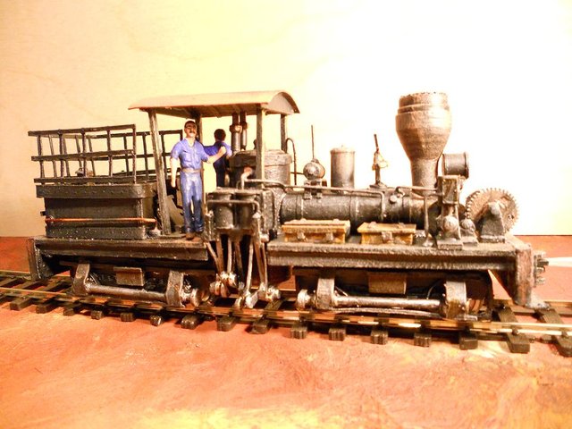 Shay toutenkarton (2).JPG