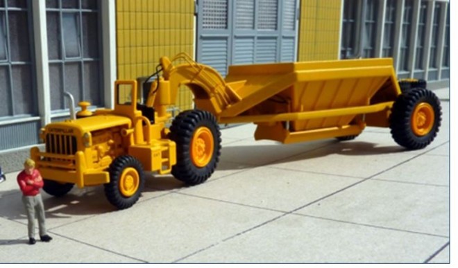 Caterpillar-Tombereau.JPG