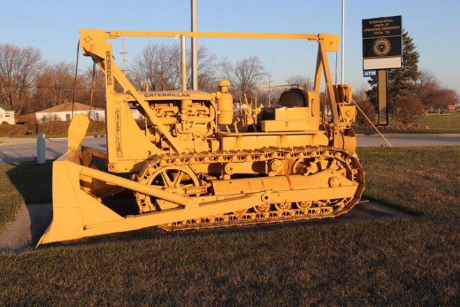 CAT D7 LeTourneau.jpg