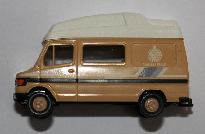 Wiking-MB-207.JPG