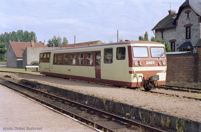 Salbris_gare_octobre_1989-b.jpg