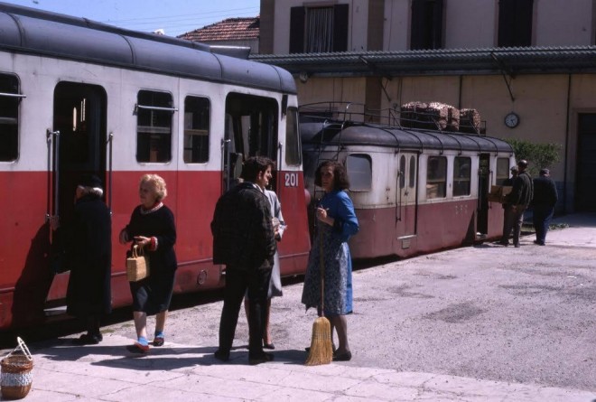 R210 N°4 (1).jpg