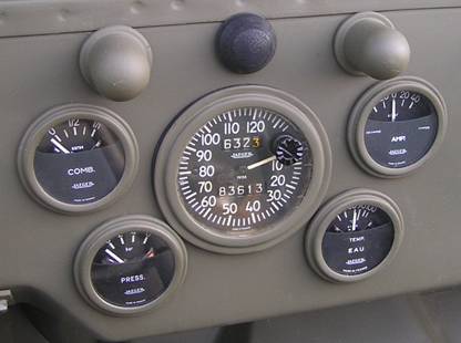 Tableau de bord Jeep GPA.jpg