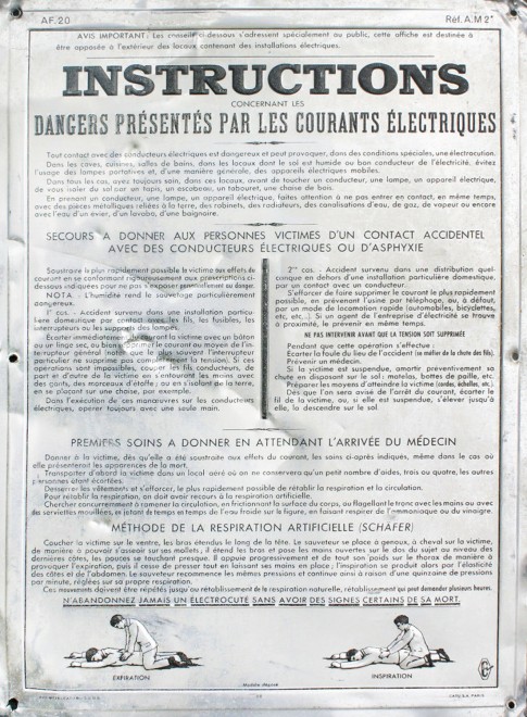Panneau soins 1960 (1).jpg