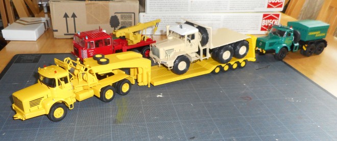 Ensemble convoi Berliet (3).JPG