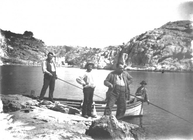 entree-de-la-calanque-vers-1910.jpeg