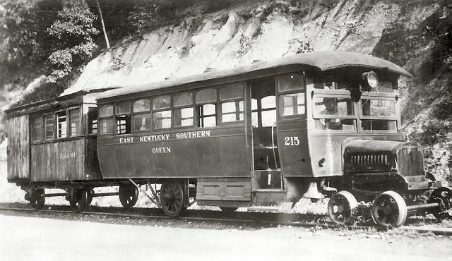 eks215.jpg