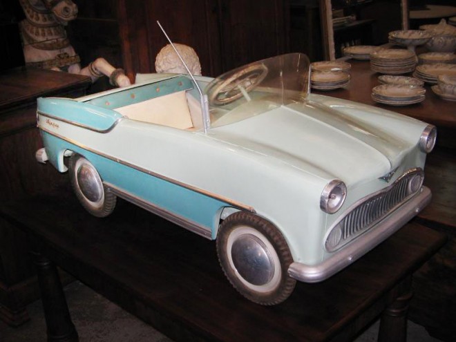 SIMCA Régence Pierre Guy - GIVORS.jpg