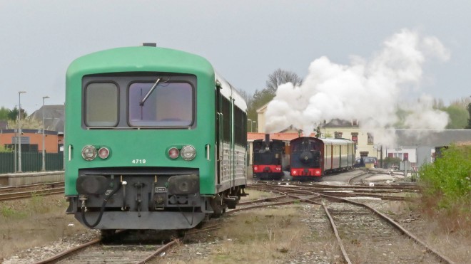 X 4719.jpg