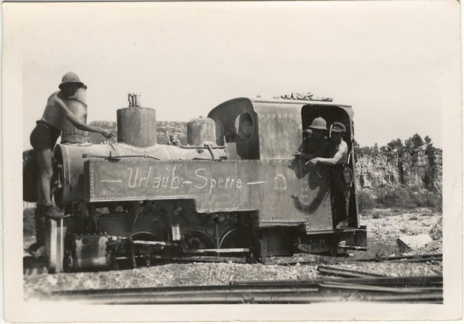 train-port-miou1944gd.jpg