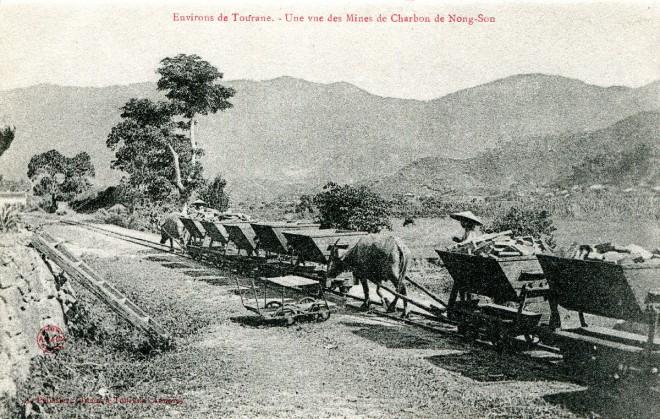 INDOCHINE - Environs de Tourane - Une vue des Mines de Charbon de Nong-Son.jpg
