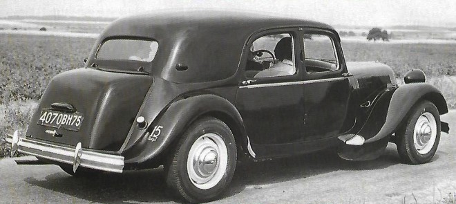 Traction 15-6 1954 v (3).jpg