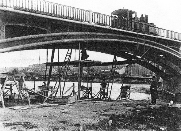 02 Chateau-Thierry Pont CSA 3.jpg