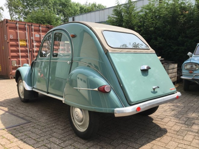 2cv belge.jpg