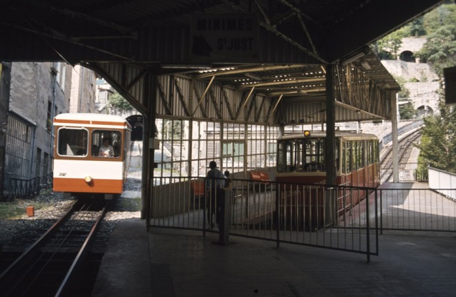 1980-98-002tram.jpg