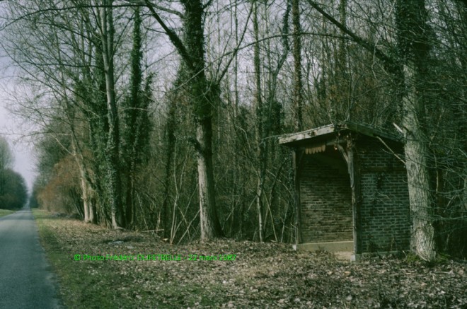 02 Bussiares halte CSA 2 - 22 mars 1987 (© Frédéric Dufetrelle).jpg