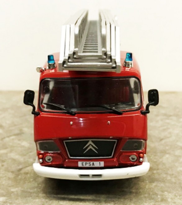EPSA Drouville sur Citroên 450 - BSPP (1).jpg