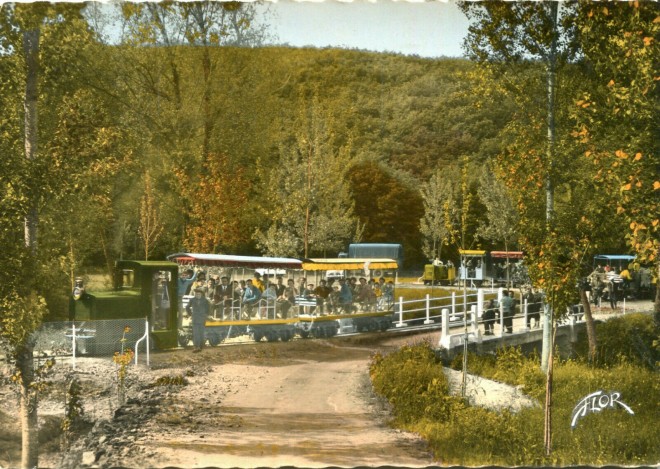 Chemin de Fer Train Le Tortillard Hôtel.jpg