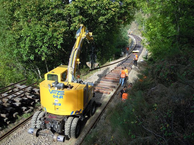 Travaux_Vivarais_06-10-11_v.piotti-4.jpg