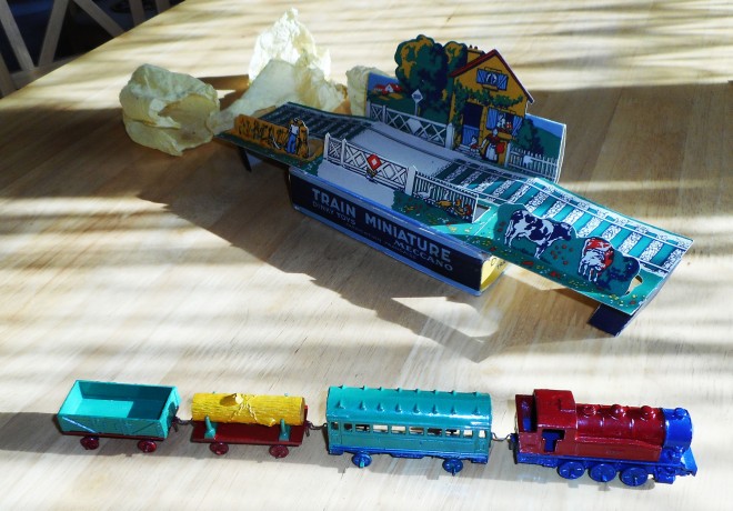 Dinky Toys N° 21 (4).JPG