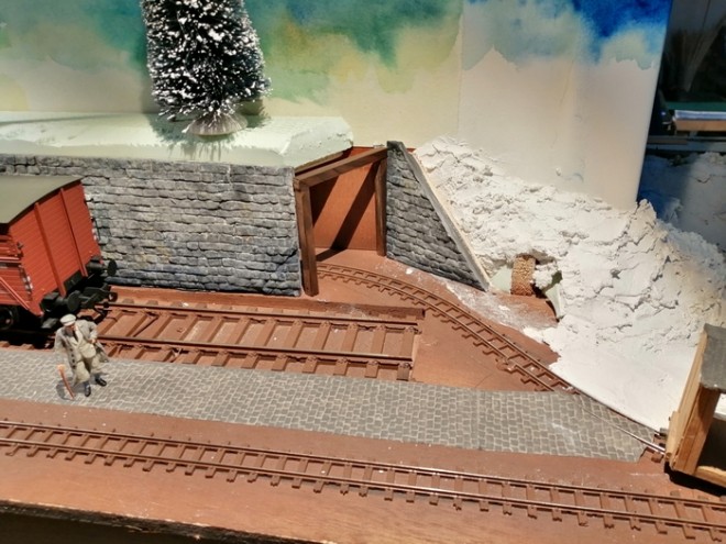 tunnel 2.jpg