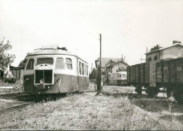 77 Egreville autorail Billard.jpg