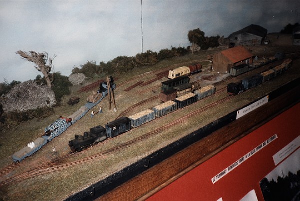 TPT Paris 1988-03.jpg