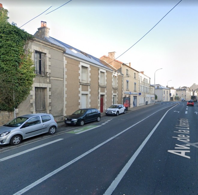 Poitiers avnue de la Libération.jpg