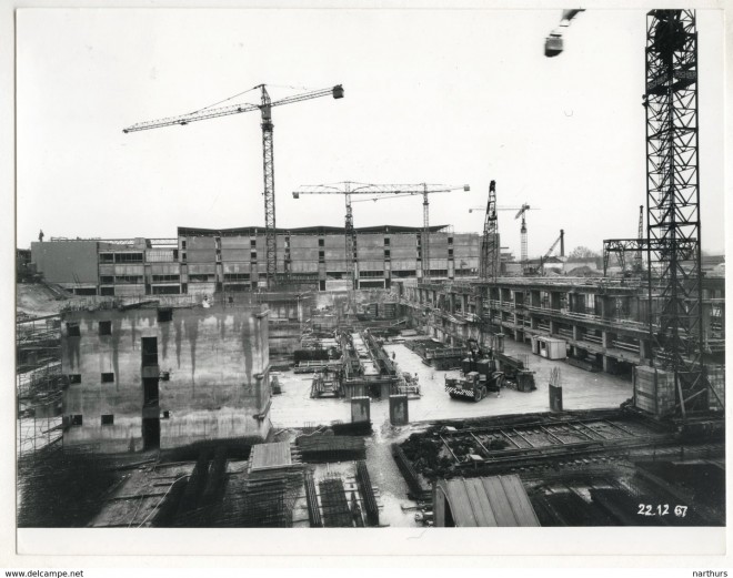 1967 Construction des abattoirs de la Villette 14.jpg