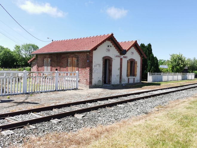 2022-05 vue de la gare de Hurt.jpg