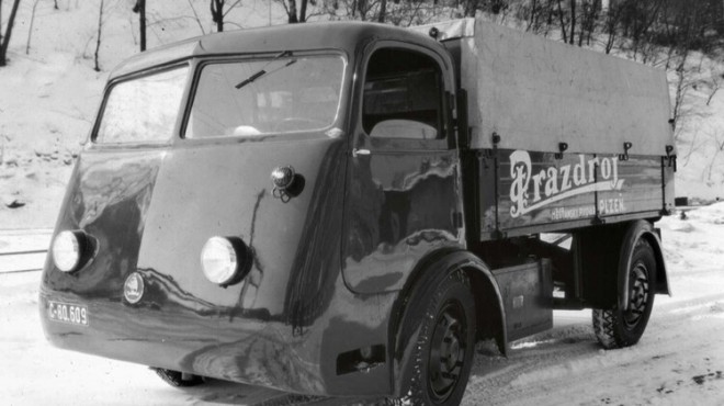 skoda-regi-elektromos-autok3.thumb.jpg.337b63d5f9e9c0ad2233dbe78addaedf.jpg