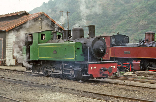 77-10-136CFV.jpg