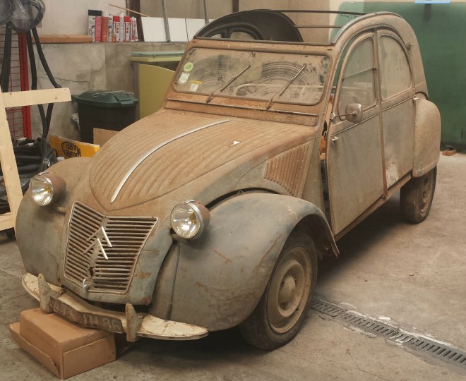 2CV AZL avec rétro (4).jpg