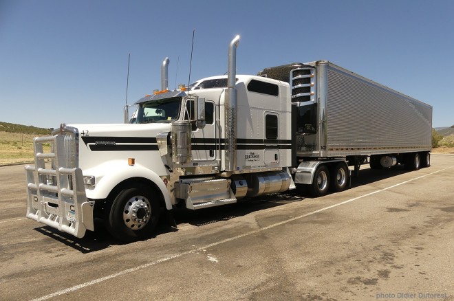 Kenworth W900 Utah 2022.jpg