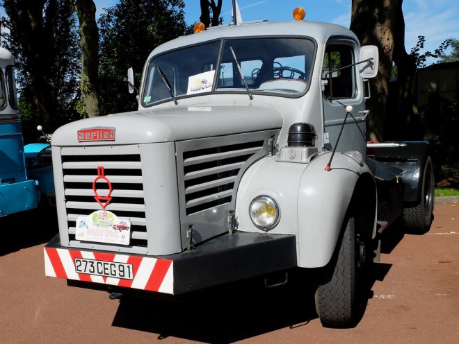 Berliet TLR 10 M2.jpg