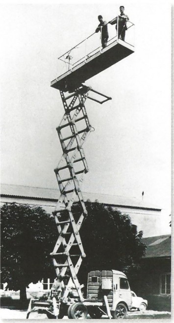 Plate-forme élévatrice.jpg
