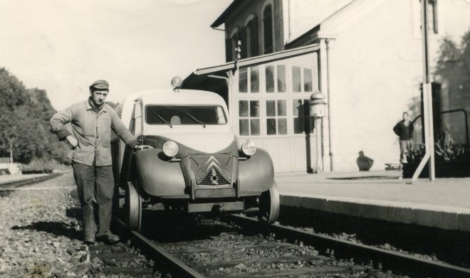 2CV draisine Frédéric Feugère.JPG