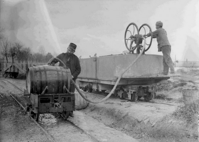 Péchot citerne prismatique transfert.jpg