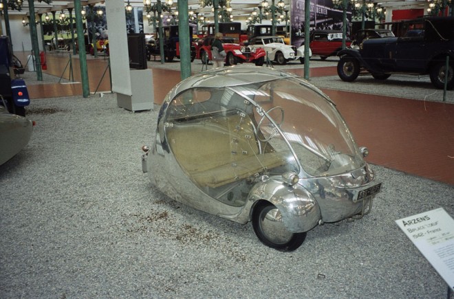 2001-09-222neg.jpg