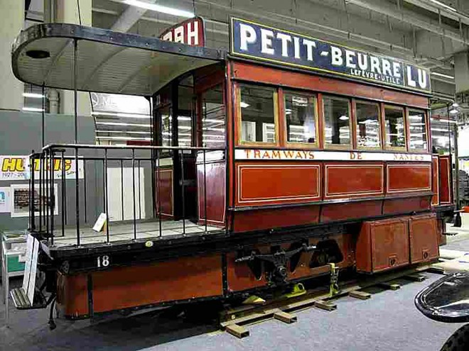 Tram_Nantes_AMTUIR_ge.jpg