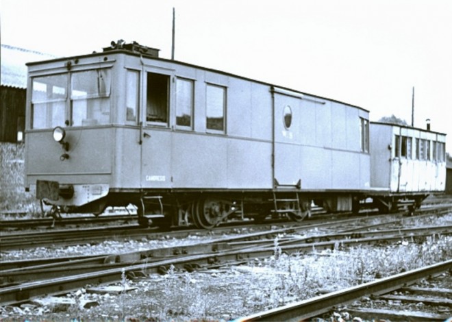 59 - Autorail Scemia n° 13 et voiture C 32 en gare - CAUDRY  - CFC -.jpg