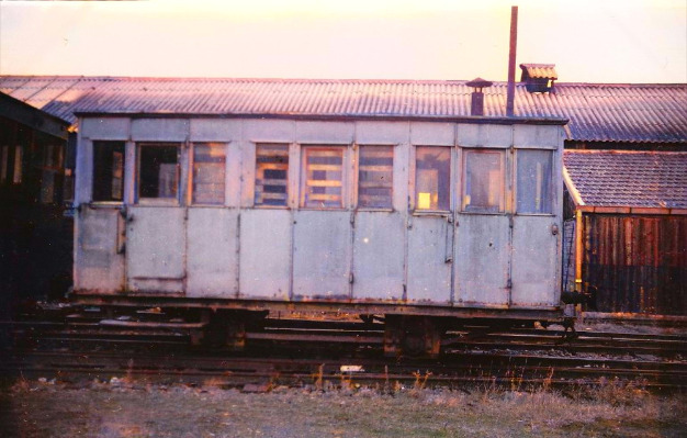 59 Caudry voiture C 32 - 4 septembre 1957 (Guy Pérève)_AXvJm__please_credit[palette.fm].jpg